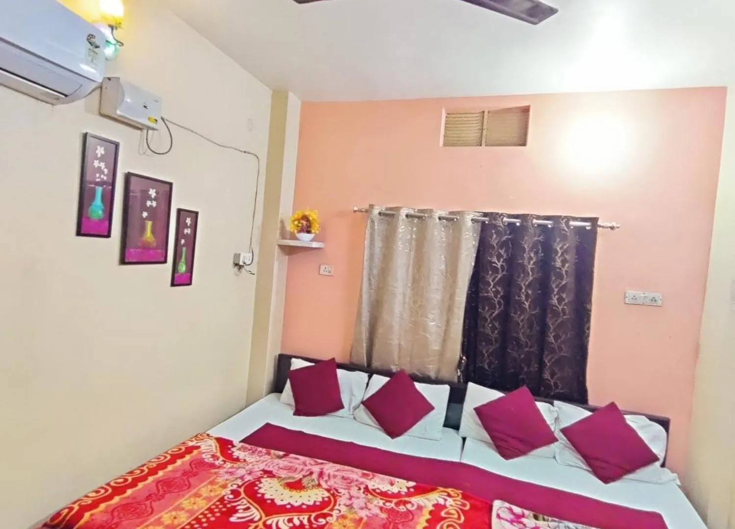 Shiv Kripa Guest House 200 Metres From Kashi Vishwanath Temple 瓦拉纳西