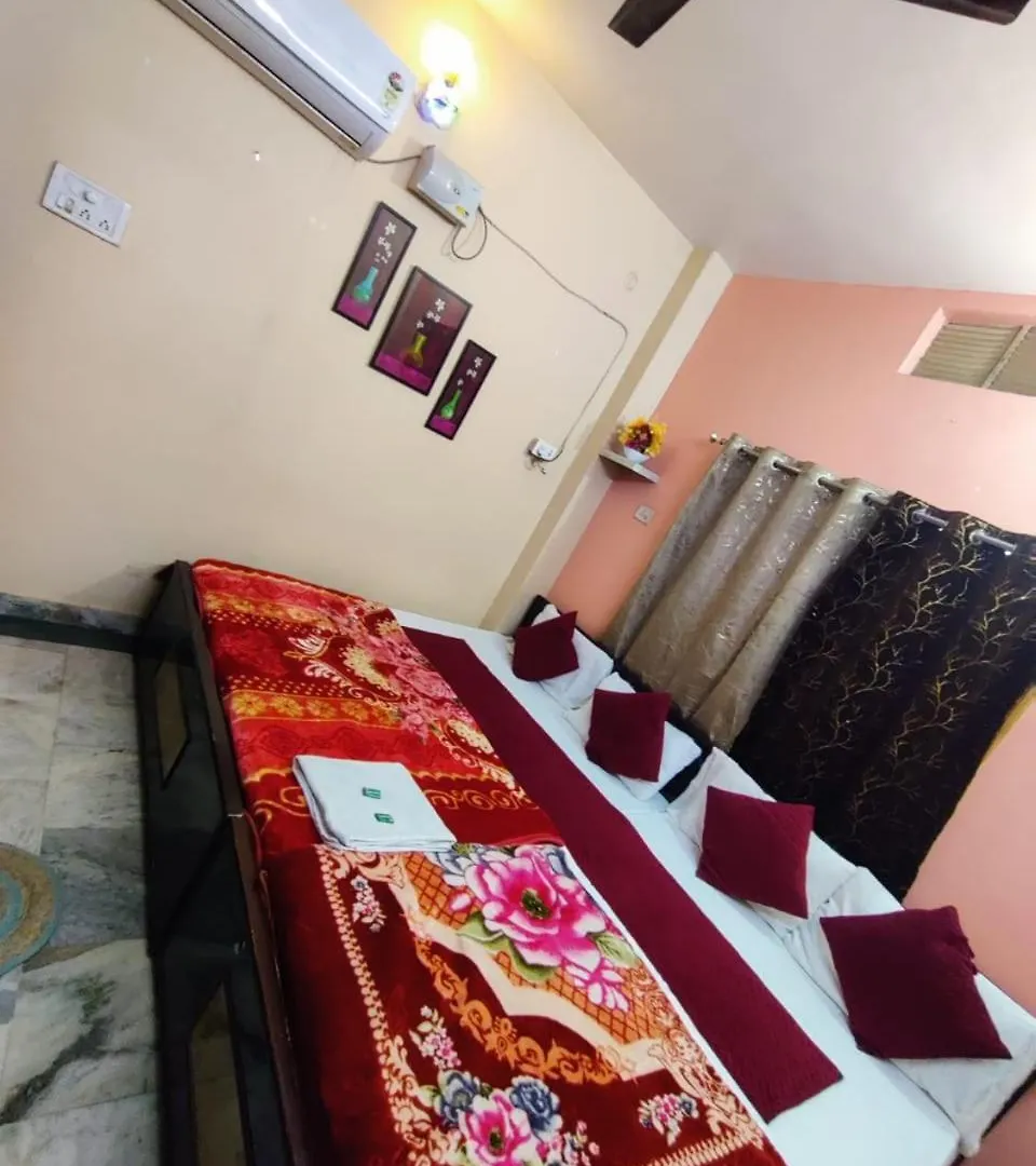 Shiv Kripa Guest House 200 Metres From Kashi Vishwanath Temple 瓦拉纳西