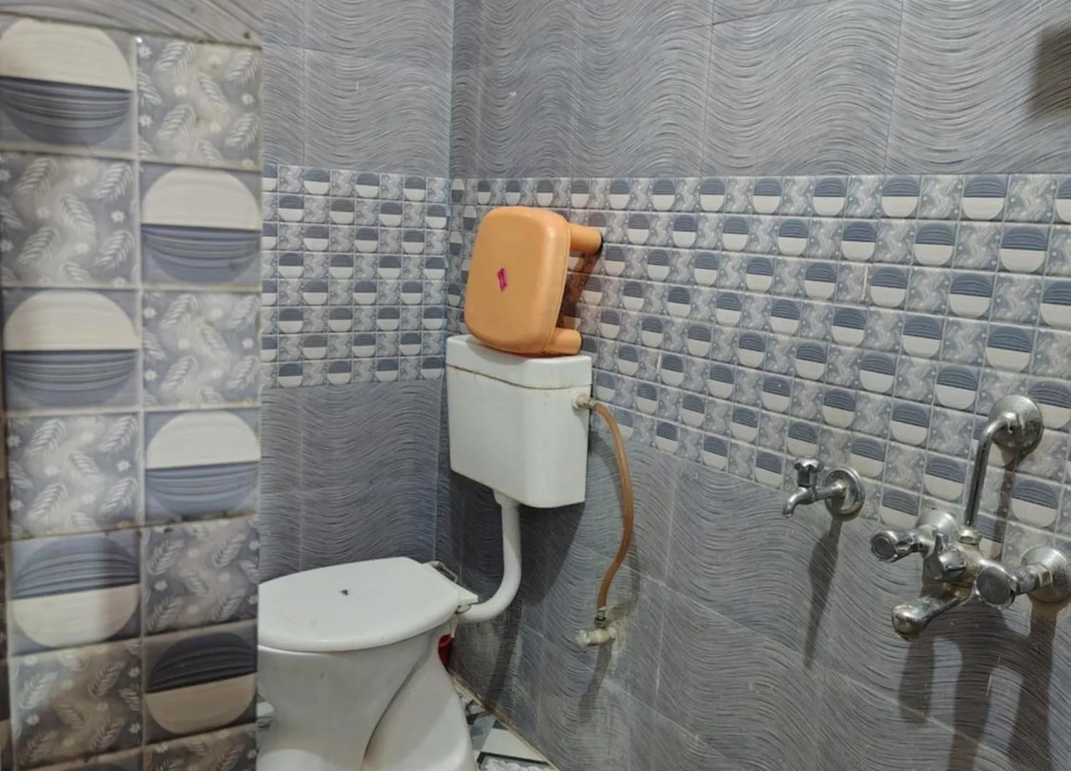 Shiv Kripa Guest House 200 Metres From Kashi Vishwanath Temple 瓦拉纳西